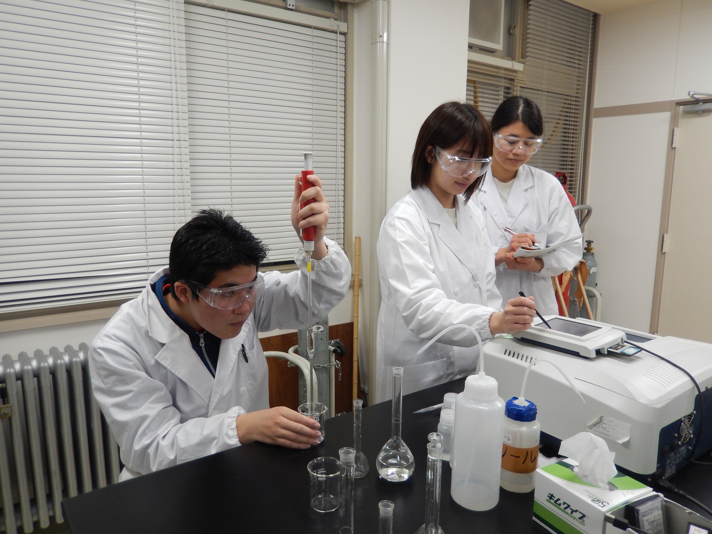 秋田大学理工学部物質科学科応用化学コース