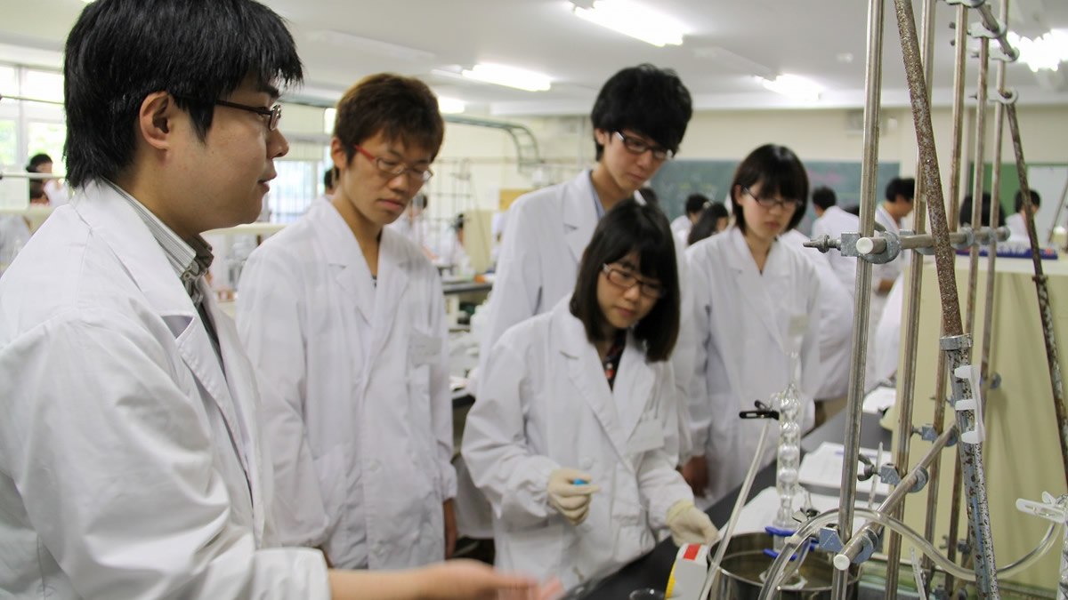 秋田大学理工学部物質科学科応用化学コース